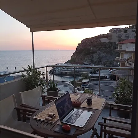 Popis Sea View Apartment *